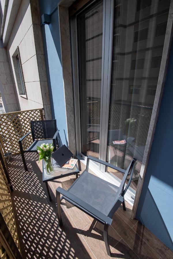Contemporaneamente 147 - Modern & Comfort Rooms Bari Ngoại thất bức ảnh