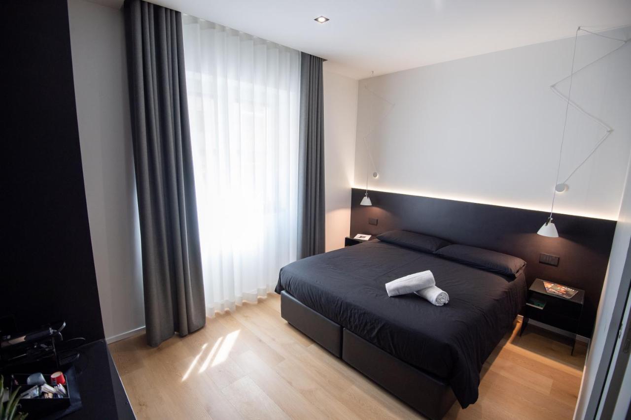 Contemporaneamente 147 - Modern & Comfort Rooms Bari Ngoại thất bức ảnh